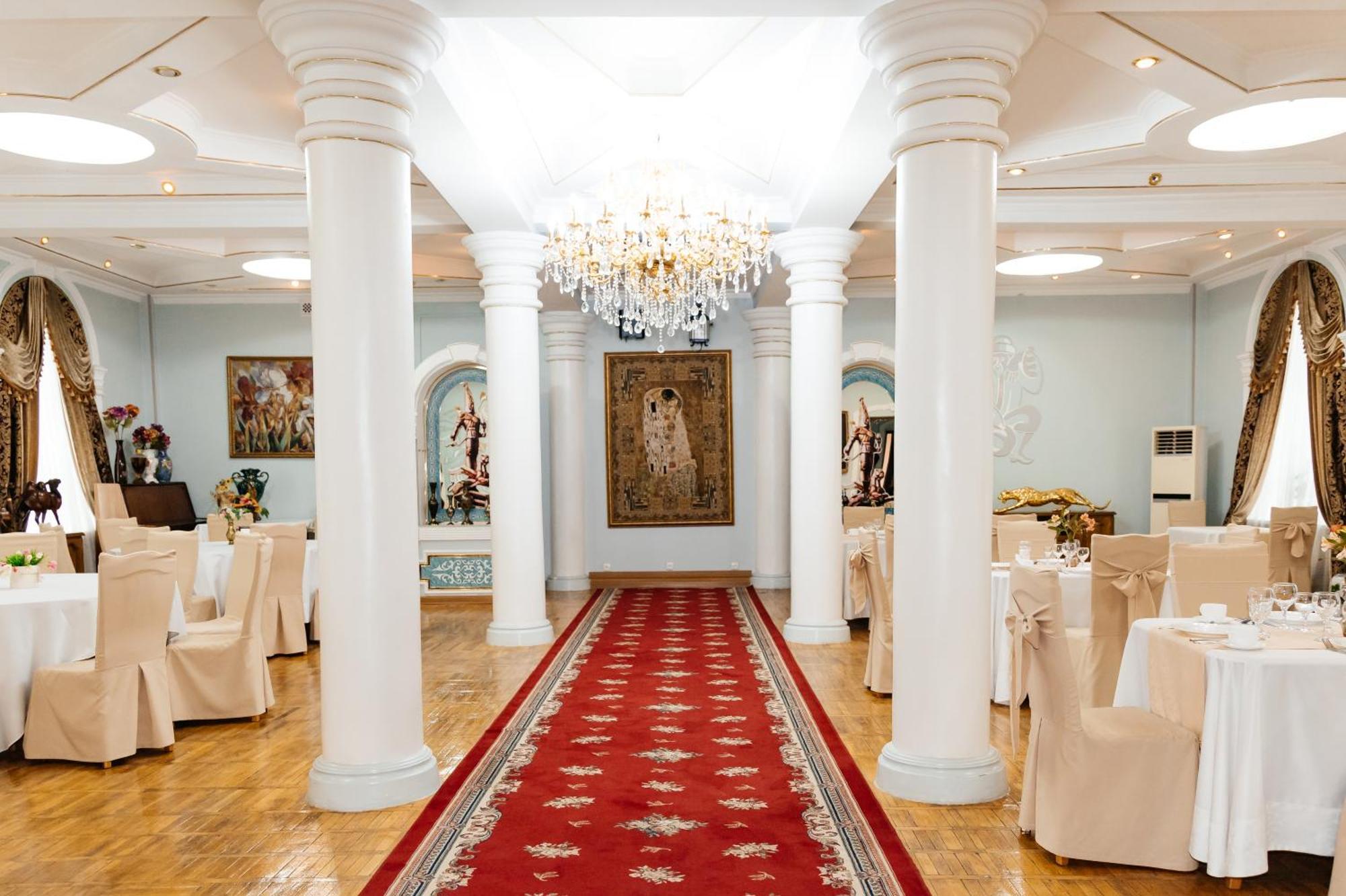 Hotel ВаYan Шымкент Экстерьер фото