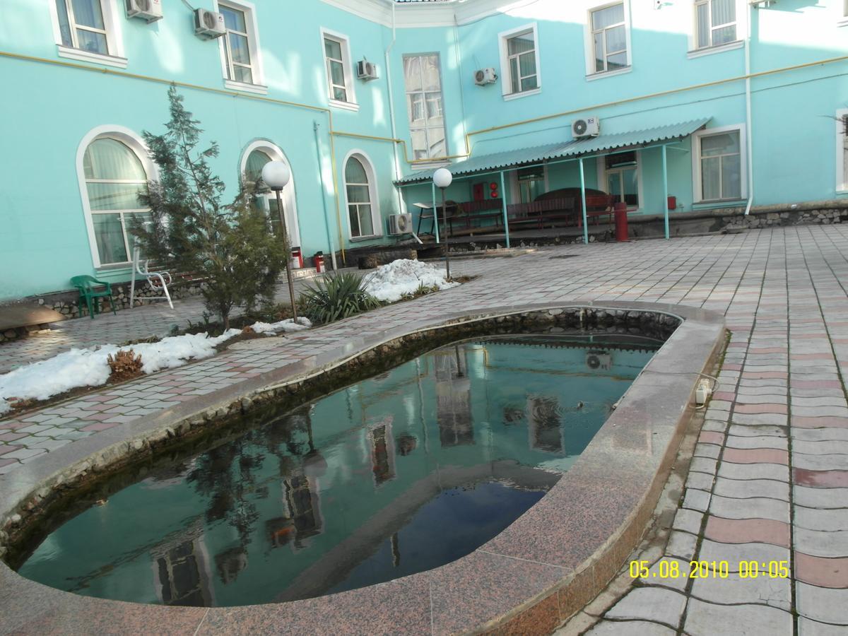 Hotel ВаYan Шымкент Экстерьер фото