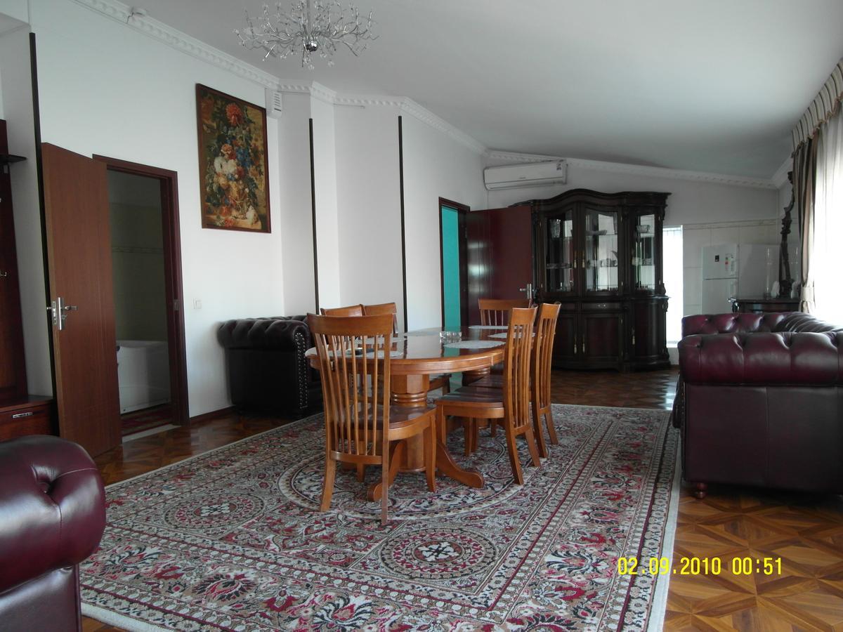 Hotel ВаYan Шымкент Экстерьер фото